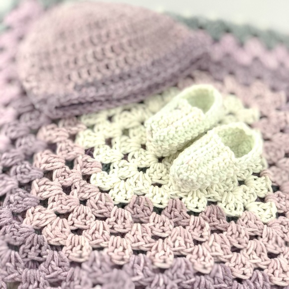 Crochet Baby Set - Picture 3 of 6